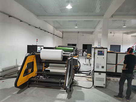 Özbekistan’daki Gıda paketleme Şirketi Gıda Ambalajı için Balmumu Kaplama Makinasını seçti