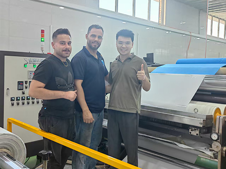 İran’daki Medikal Sarf Malzeme Şirketi Çok Fonksiyonlu Medikal/Tıbbi Bant Kaplama Makinasını tercih etti